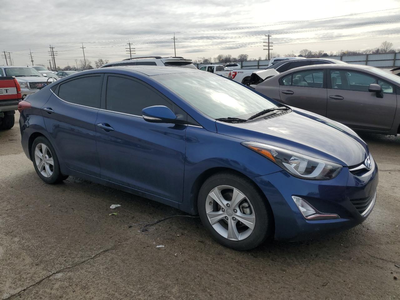 2016 Hyundai Elantra - Image 4