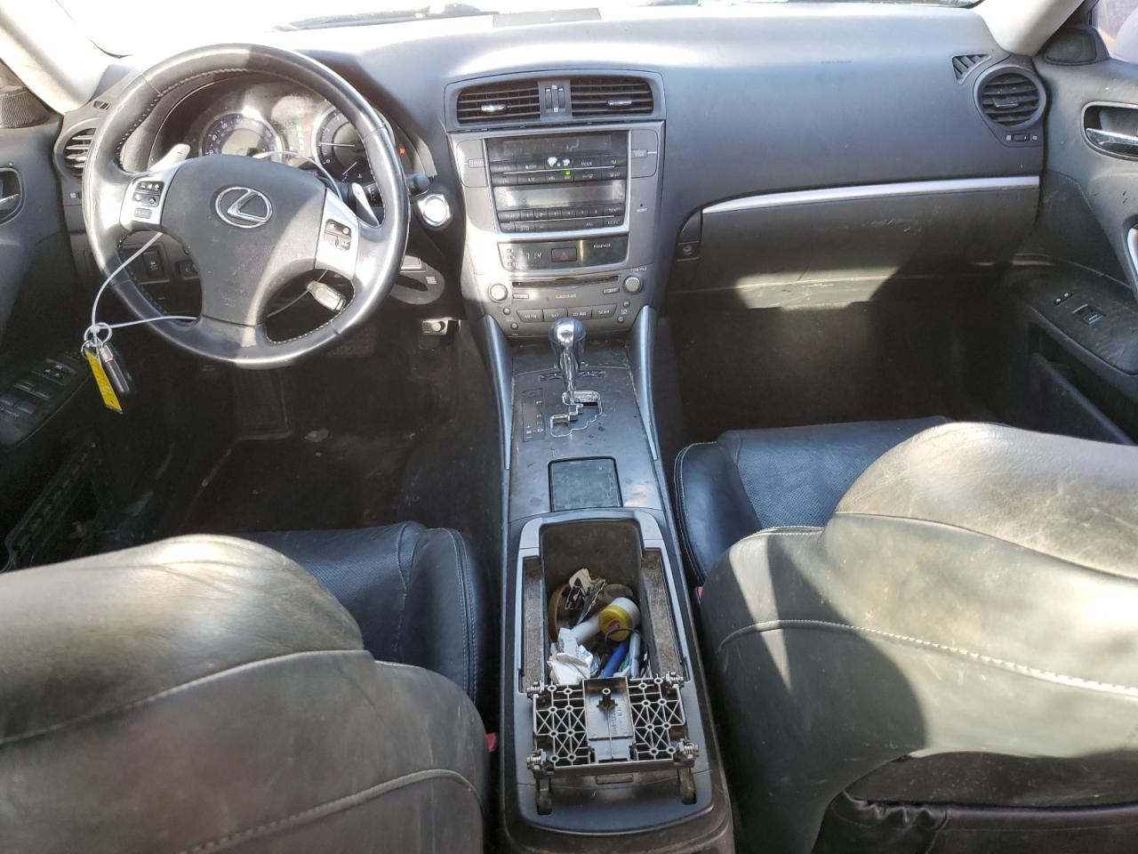2012 Lexus IS - Image 8