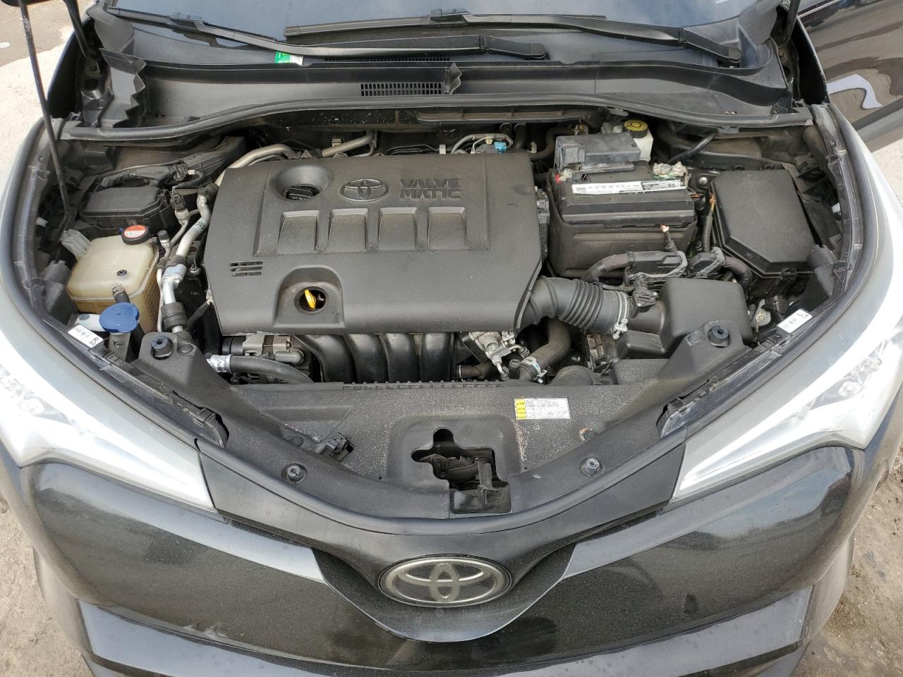 2018 Toyota C-HR - Image 12
