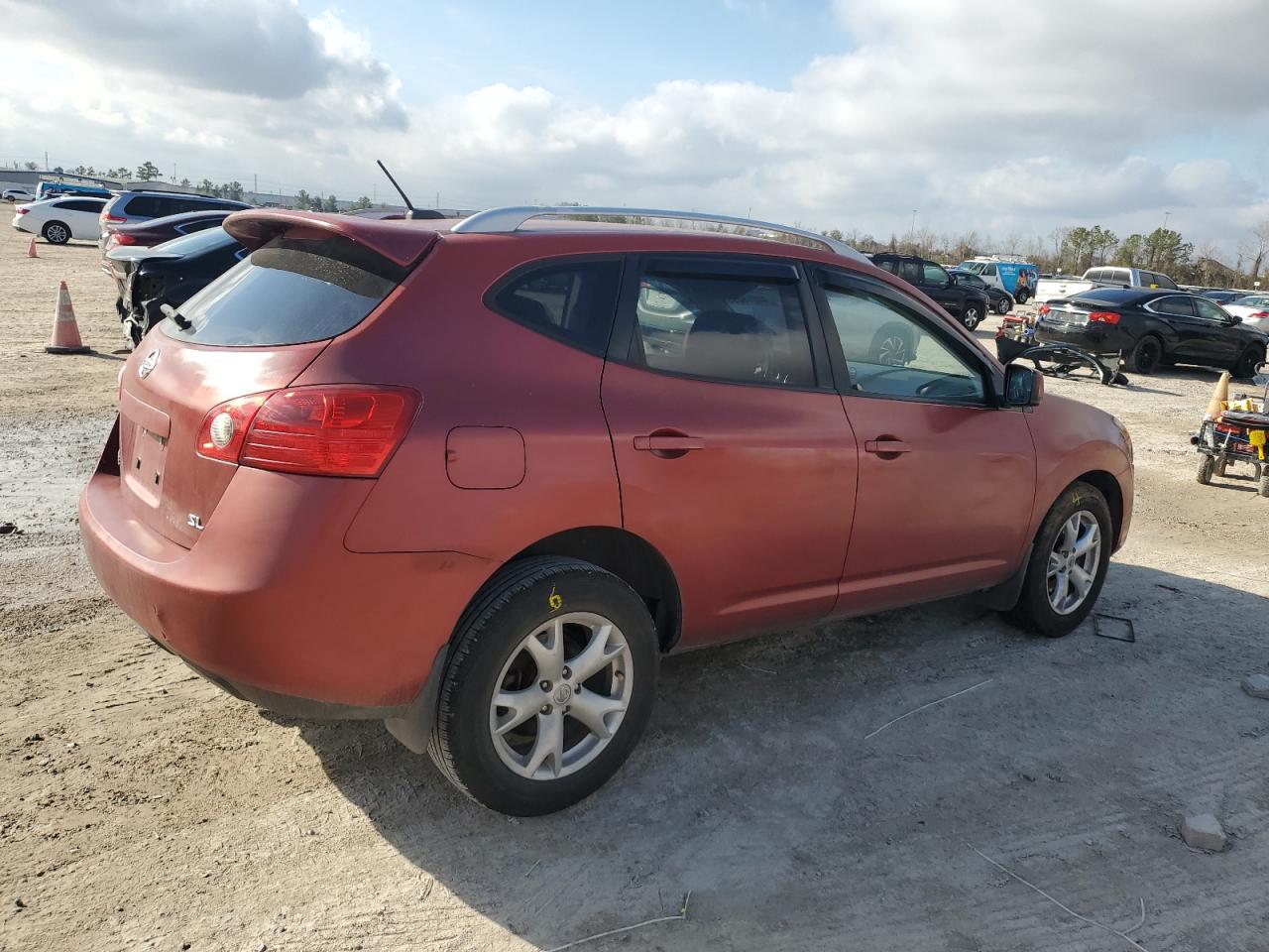 2008 Nissan Rogue - Image 3