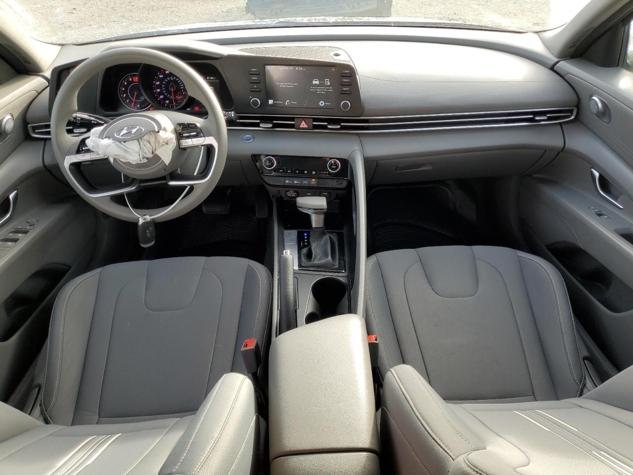 2023 Hyundai Elantra - Image 8