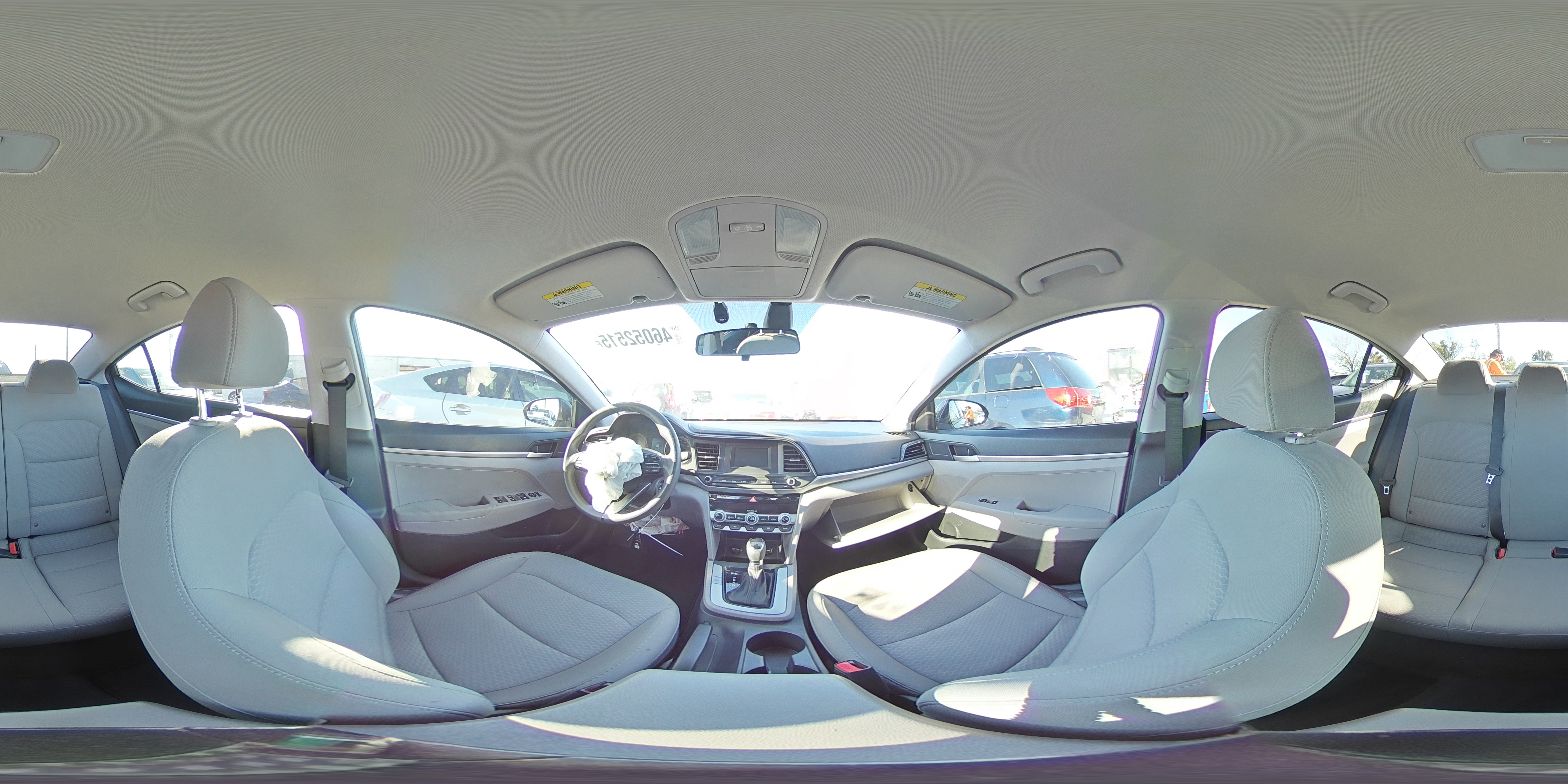 2020 Hyundai Elantra - Image 13