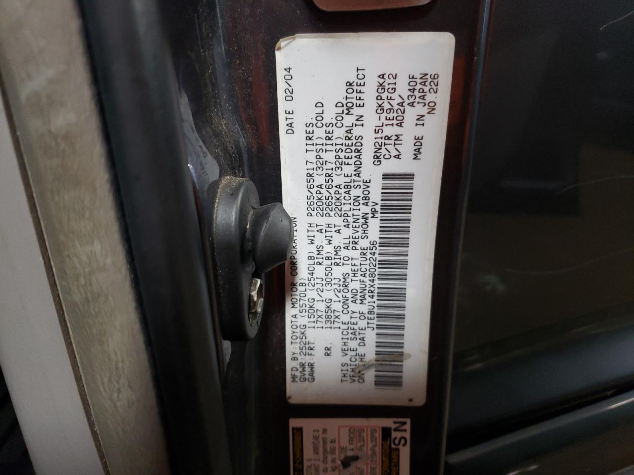 2004 Toyota 4Runner - Image 12