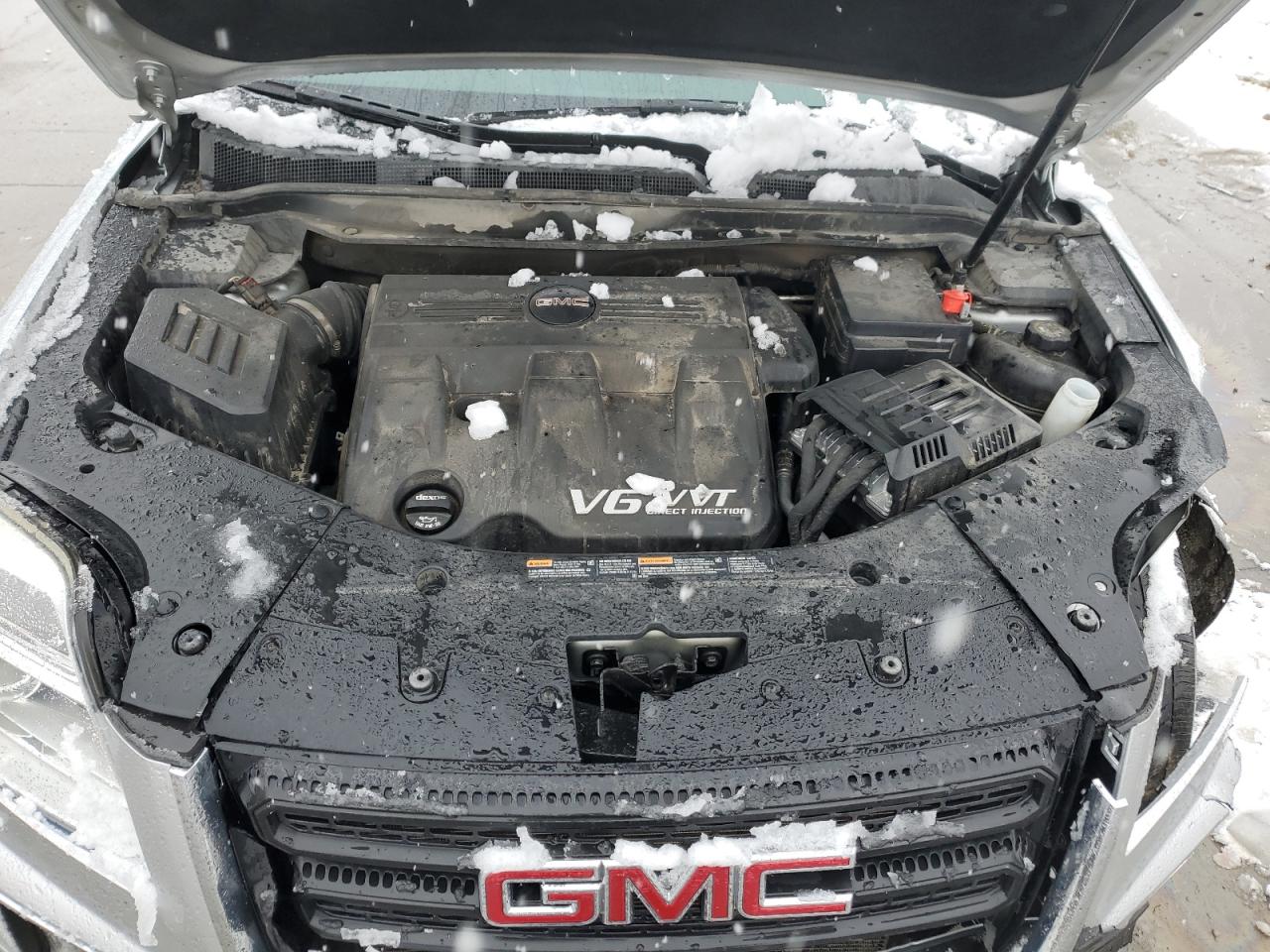 2016 GMC Terrain - Image 13