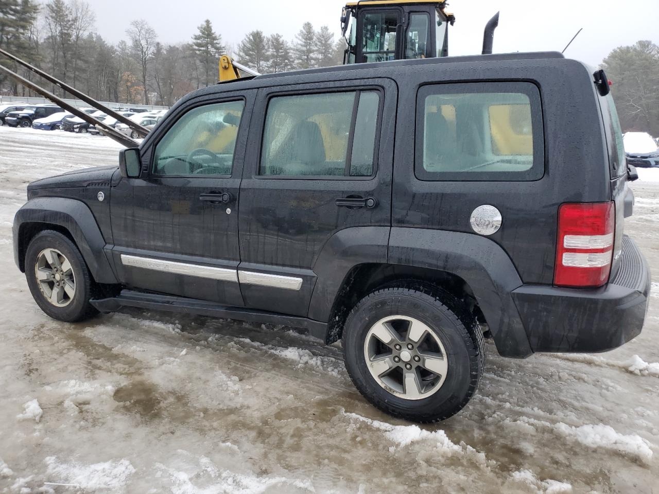 2008 Jeep Liberty (North America) - Image 2