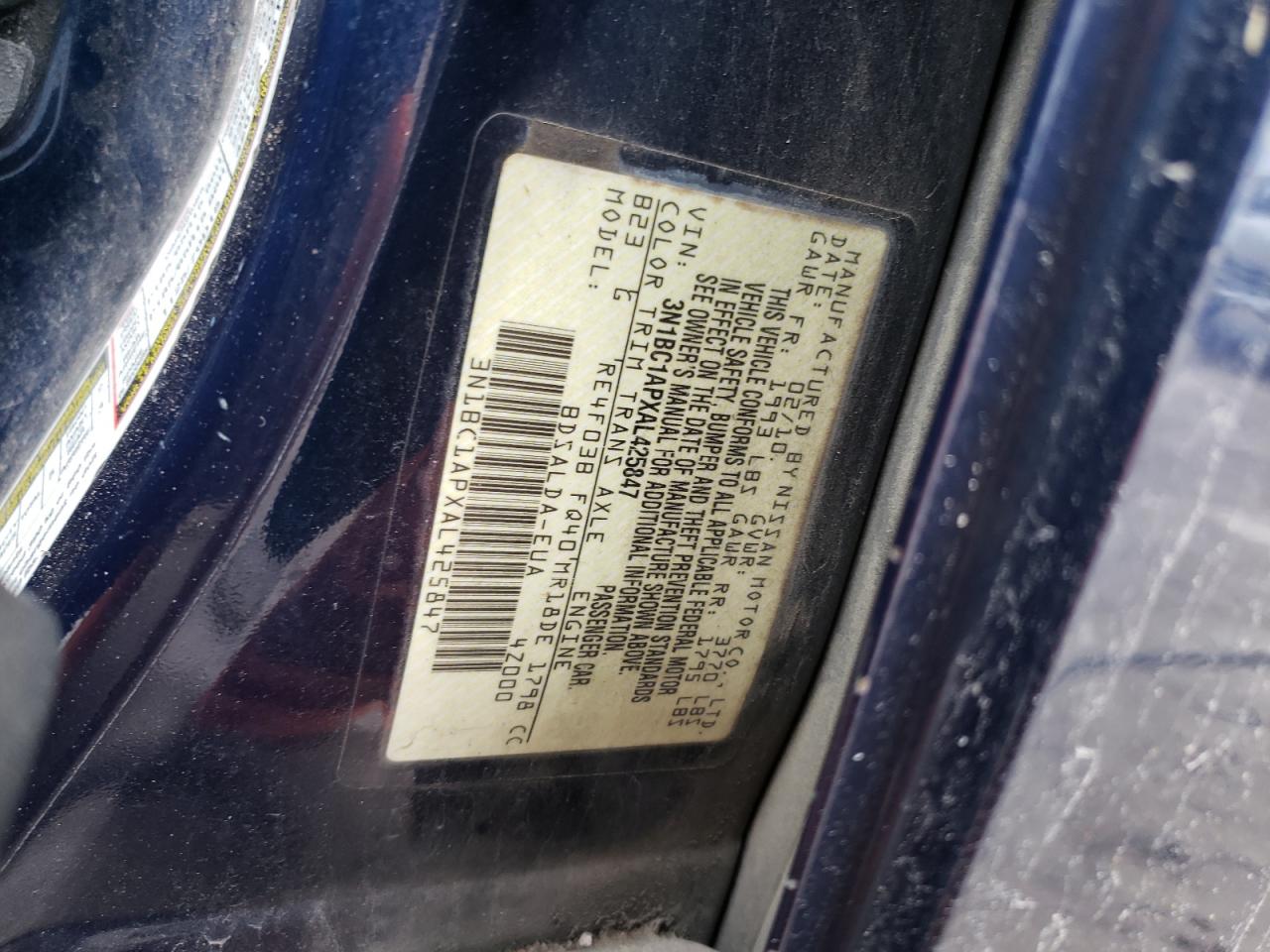 2010 Nissan Versa - Image 12