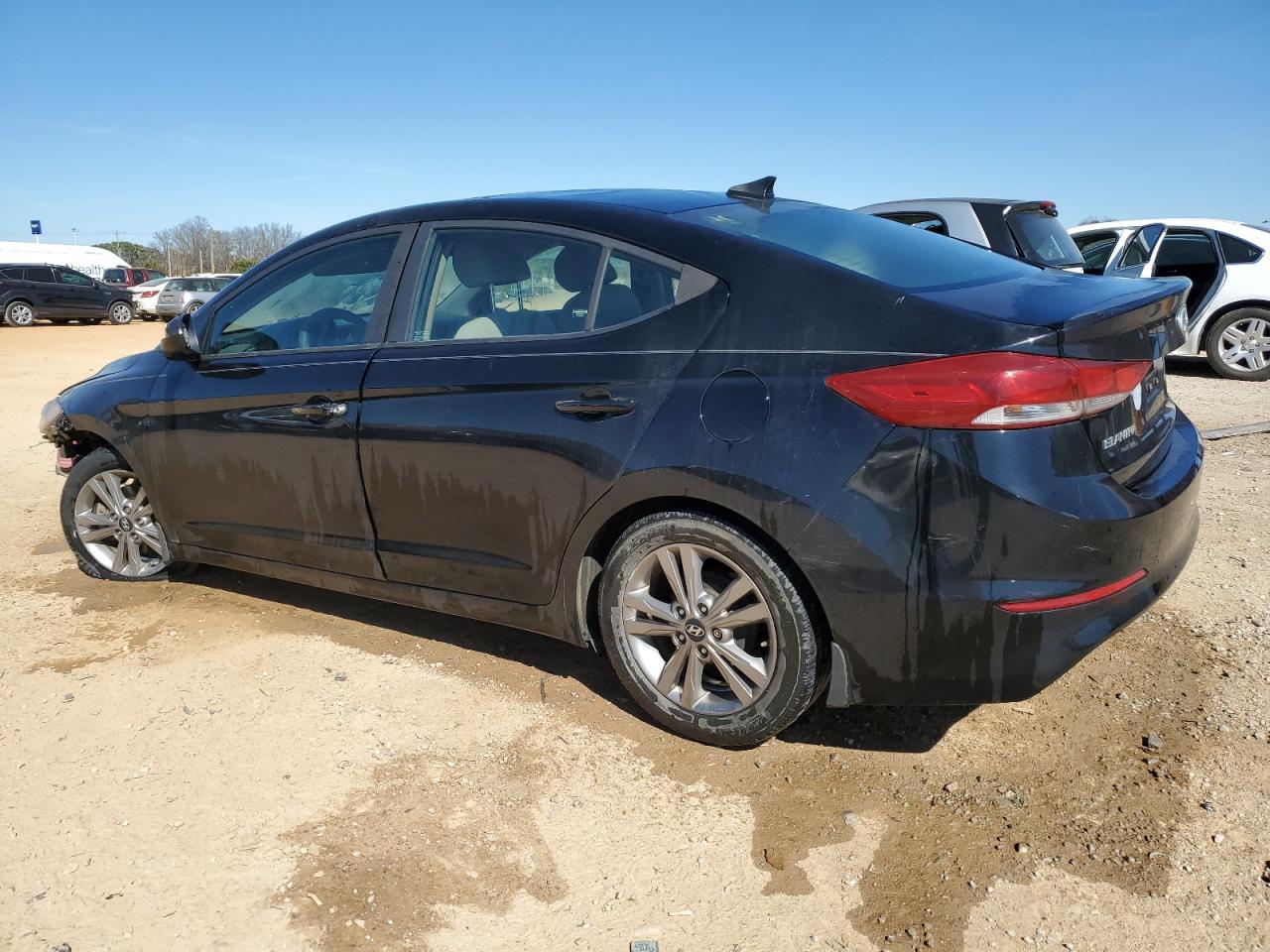 2017 Hyundai Elantra - Image 2