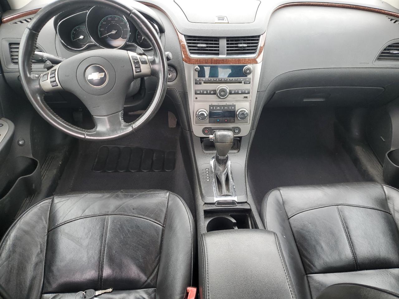 2010 Chevrolet Malibu - Image 8