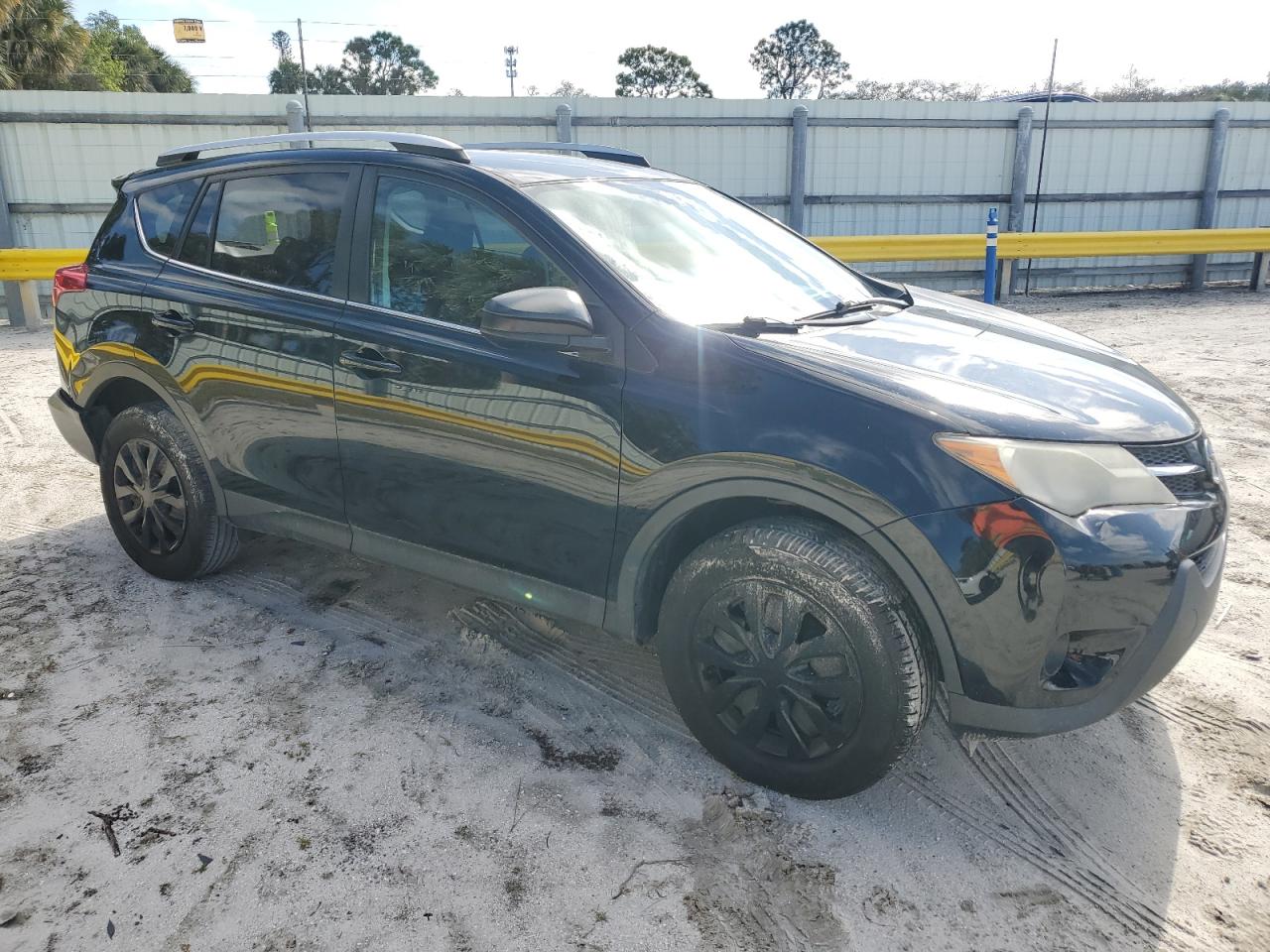 2014 Toyota RAV 4 - Image 4