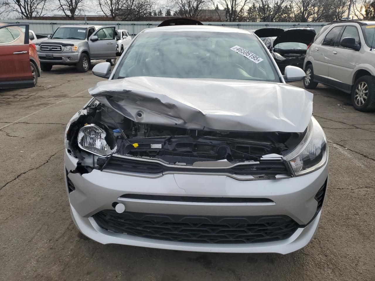 2022 Kia Rio - Image 5