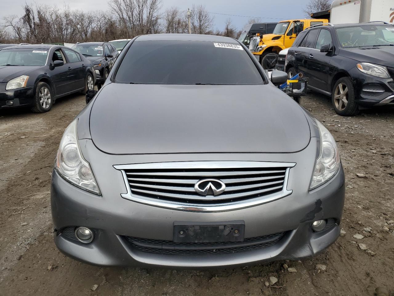 2015 Infiniti Q40 - Image 5