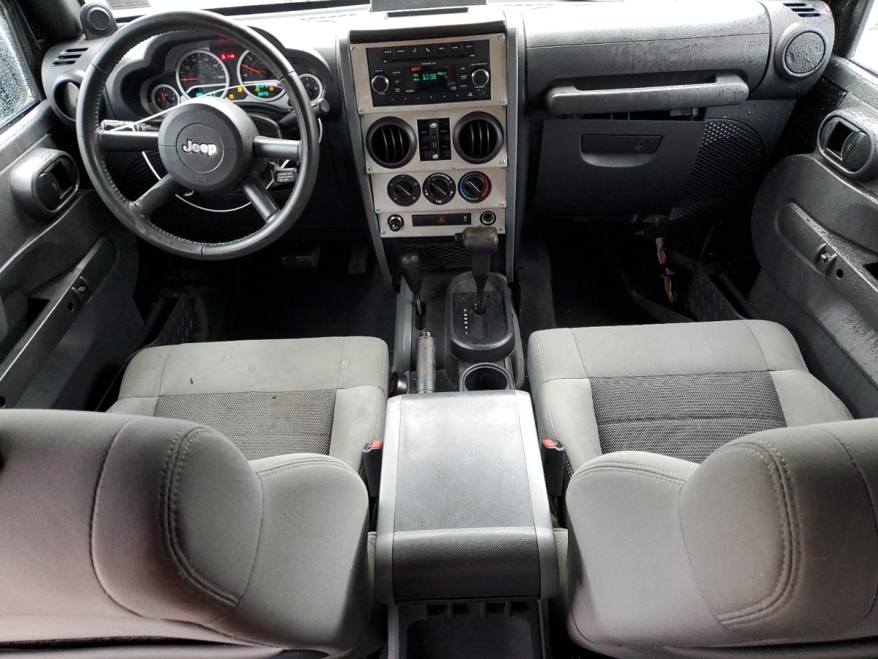 2010 Jeep Wrangler - Image 8
