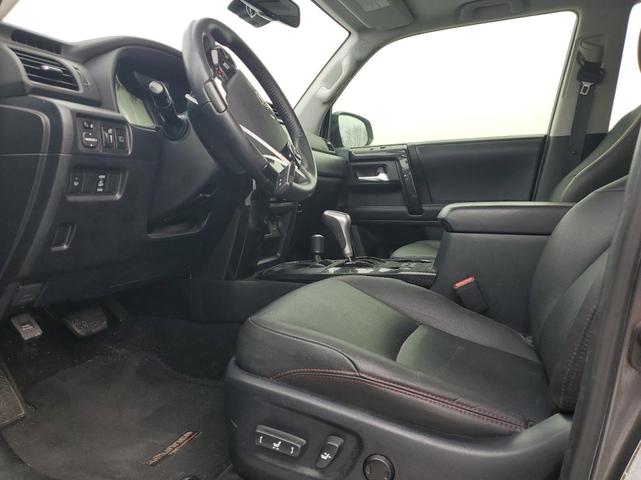 2020 Toyota 4Runner - Image 7