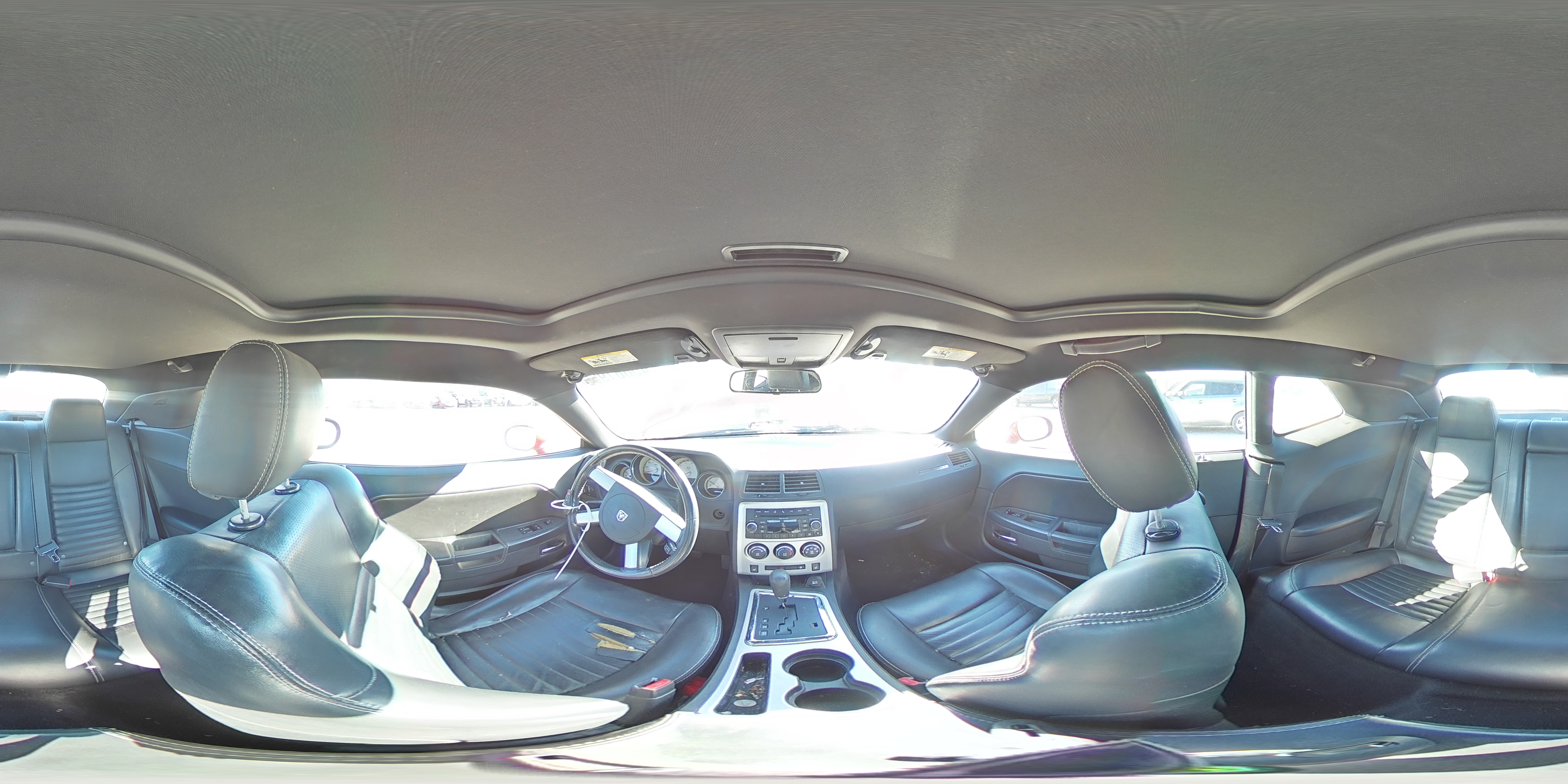 2010 Dodge Challenger - Image 13