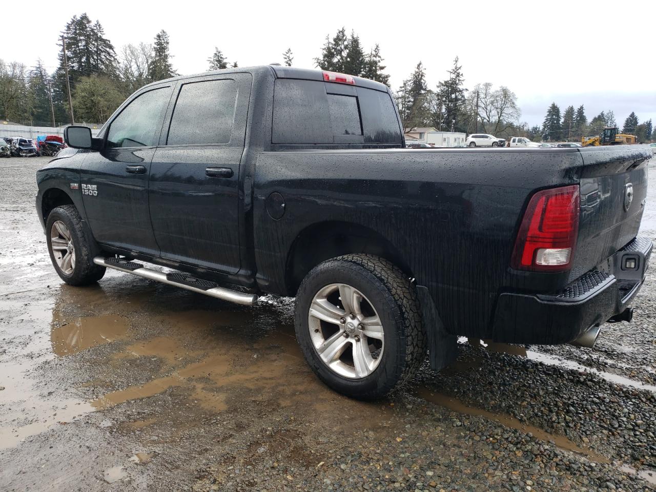 2014 RAM 1500 - Image 2
