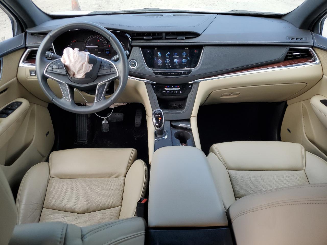 2017 Cadillac XT5 - Image 8