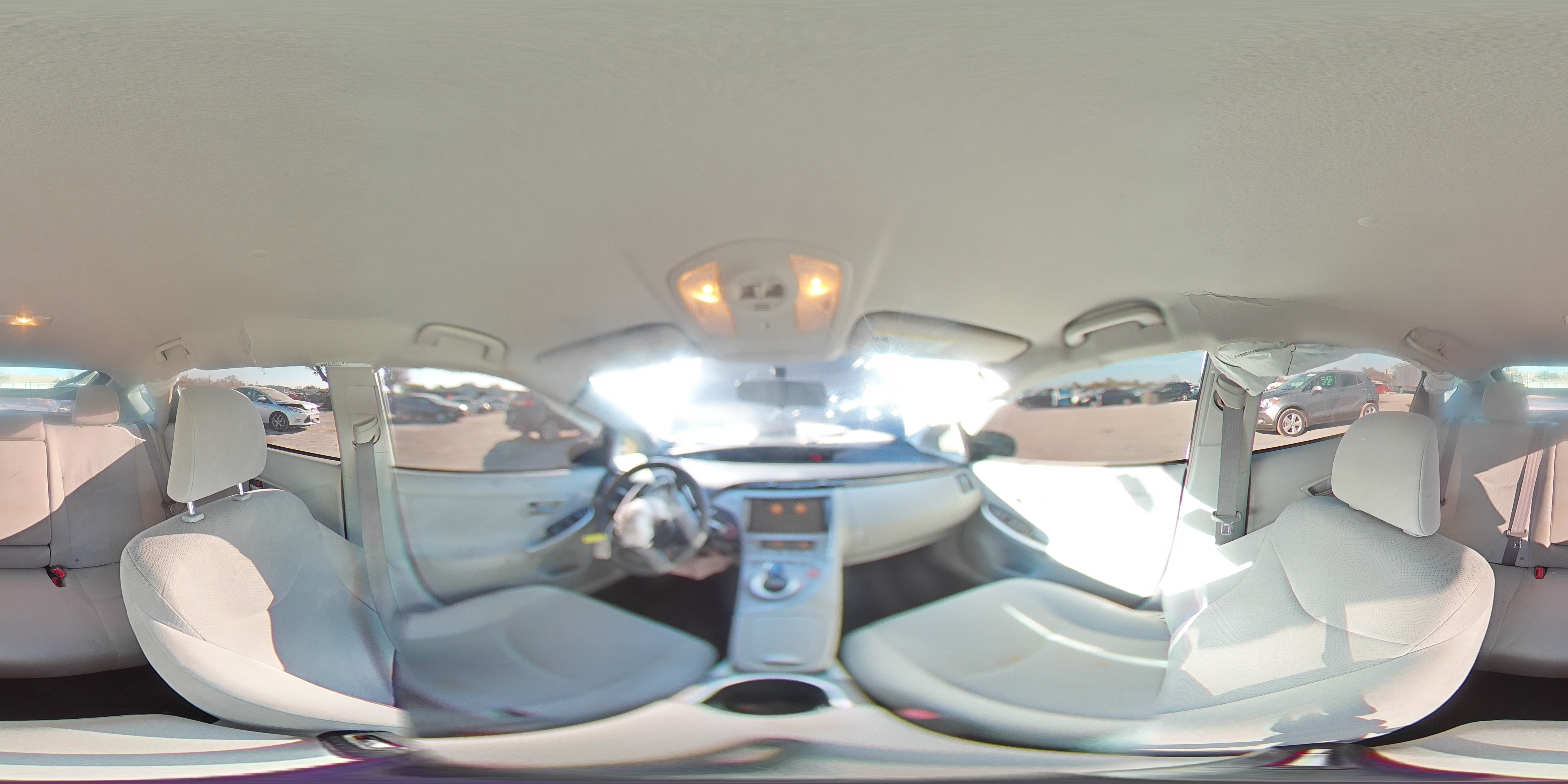 2014 Toyota Prius - Image 13