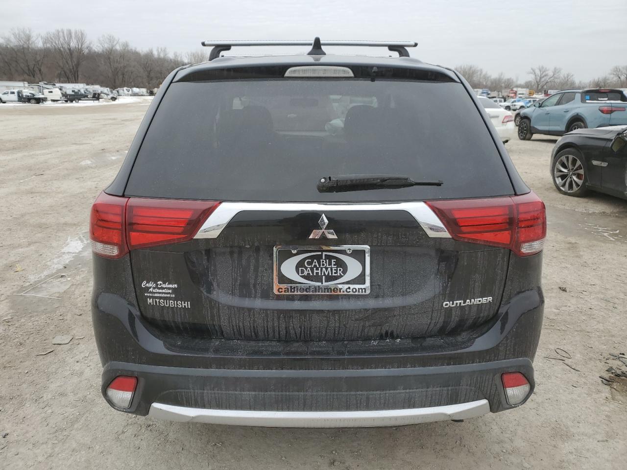 2018 Mitsubishi Outlander - Image 6