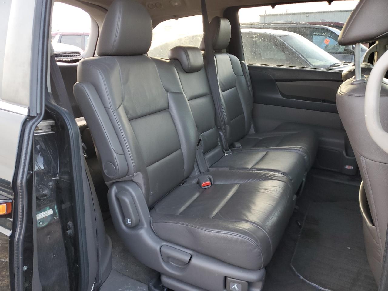 2013 Honda Odyssey - Image 11