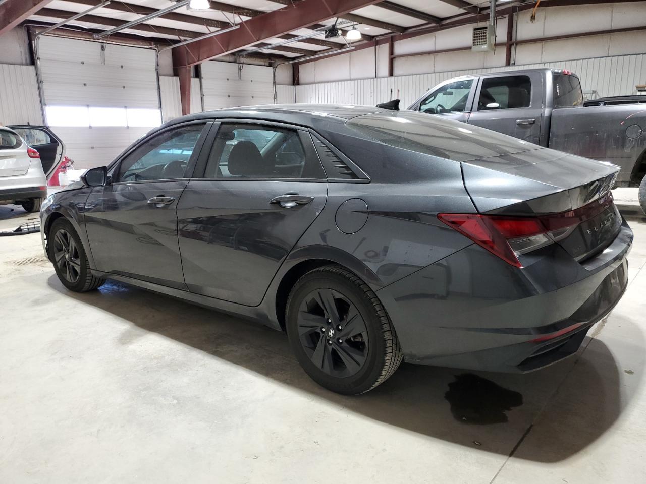 2021 Hyundai Elantra - Image 2