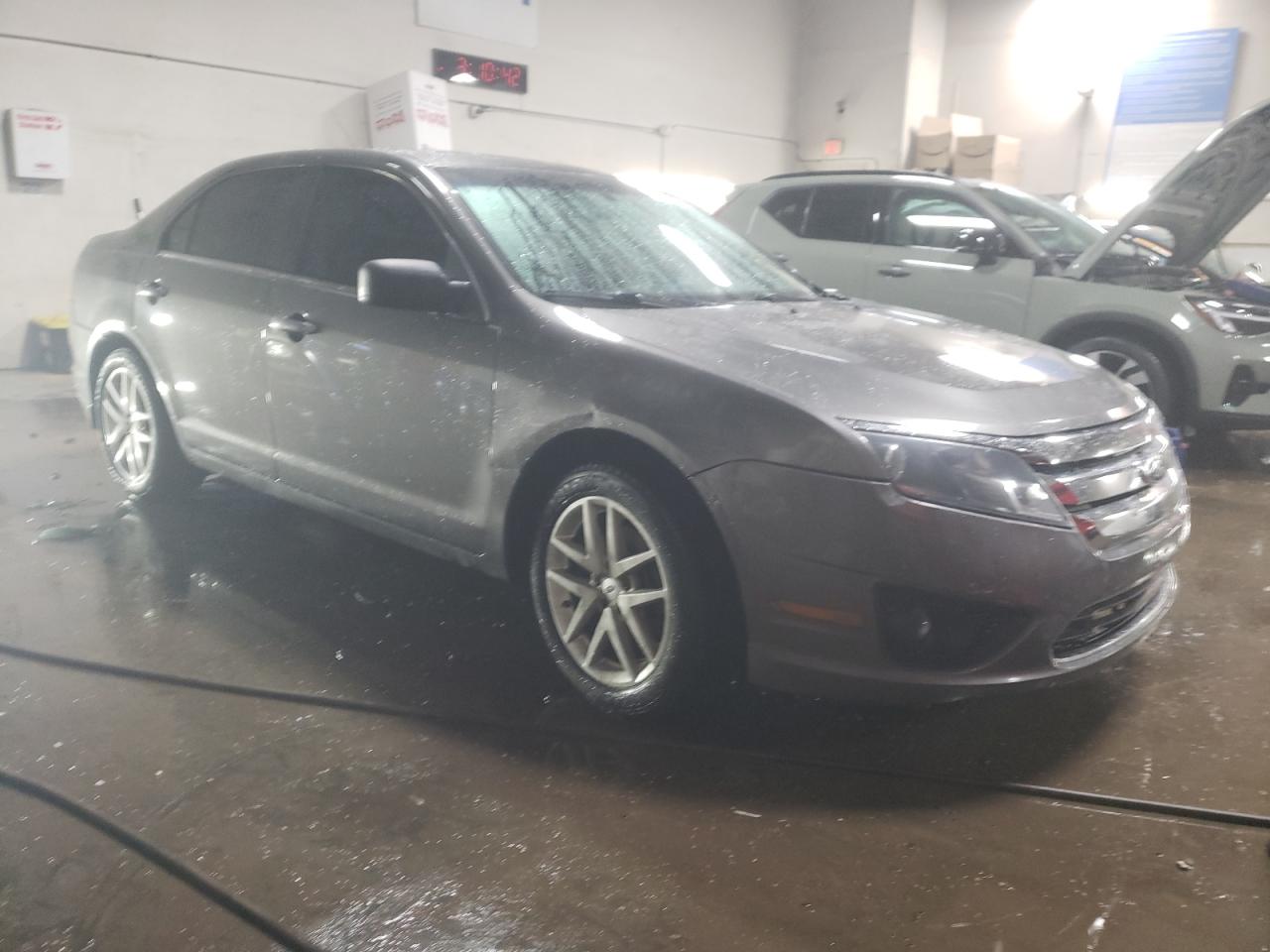 2010 Ford Fusion - Image 4