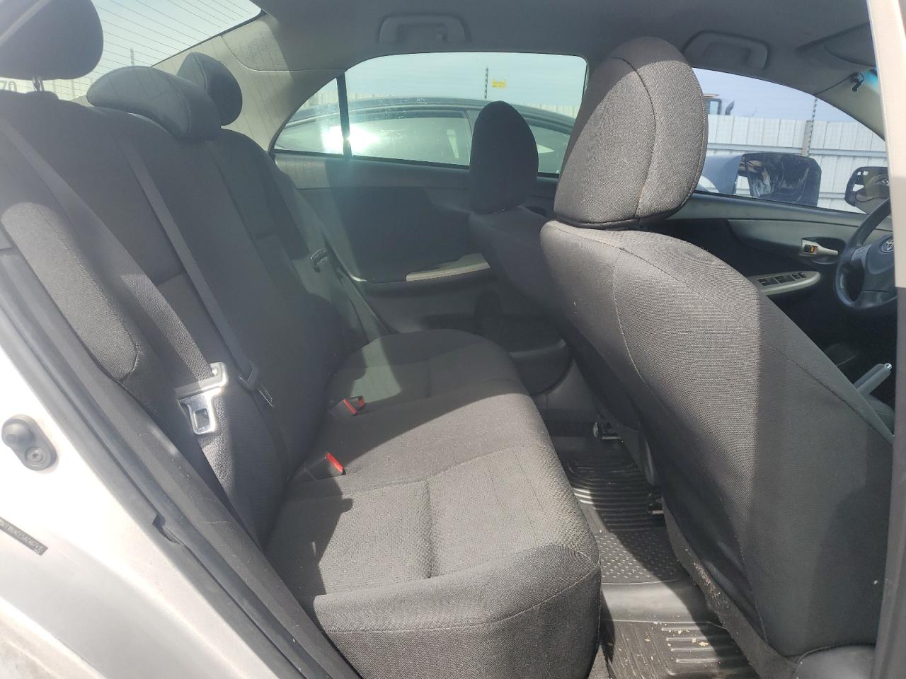 2010 Toyota Corolla - Image 10