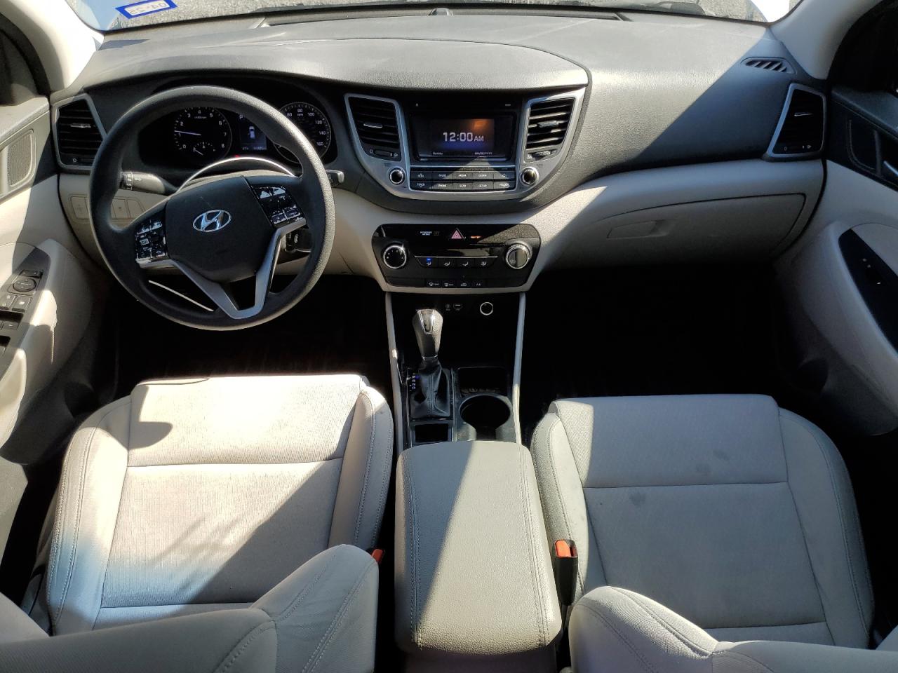 2017 Hyundai Tucson - Image 8