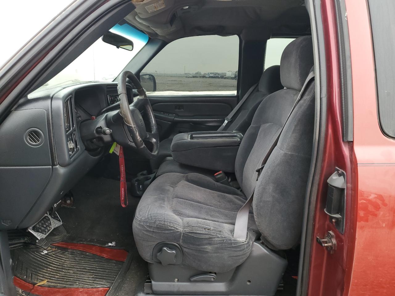 2002 Chevrolet Silverado - Image 7