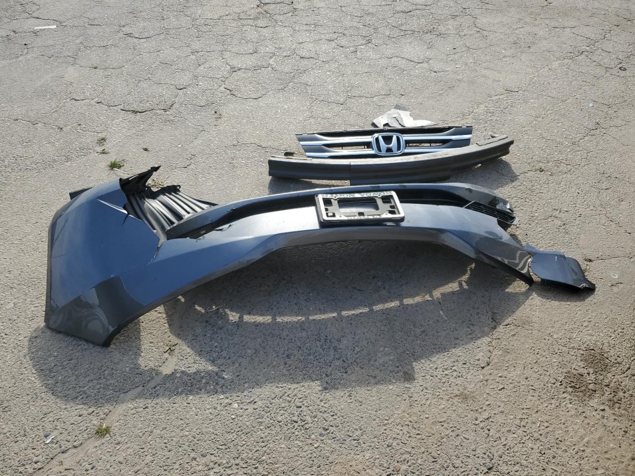 2012 Honda Odyssey - Image 13