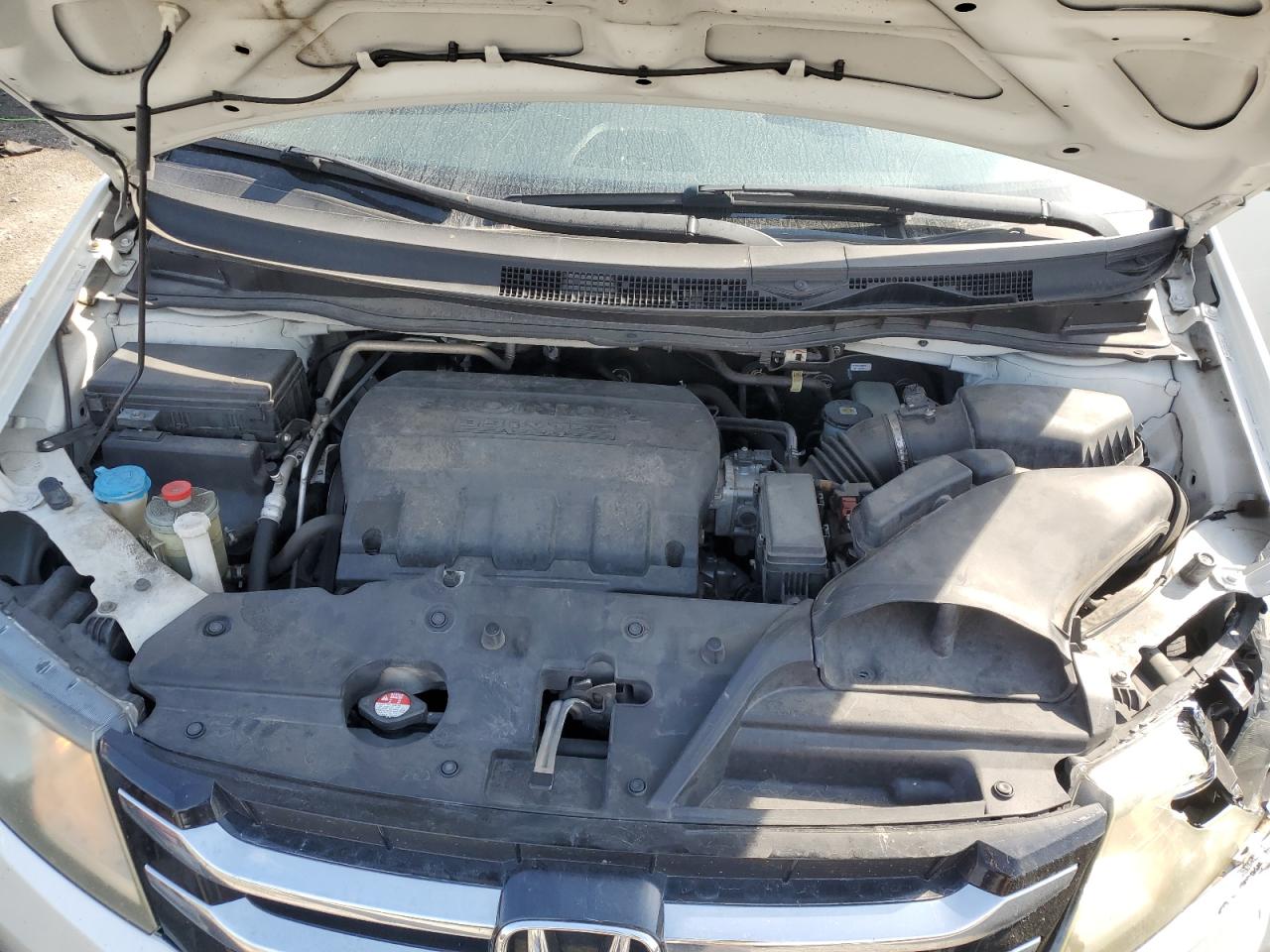 2015 Honda Odyssey - Image 11