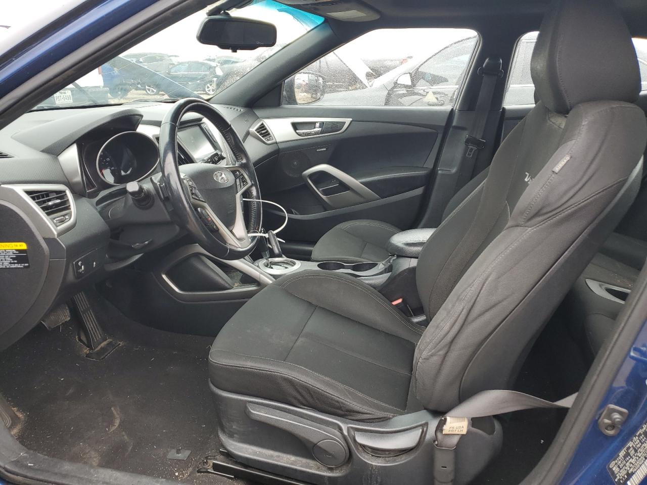 2017 Hyundai Veloster - Image 7