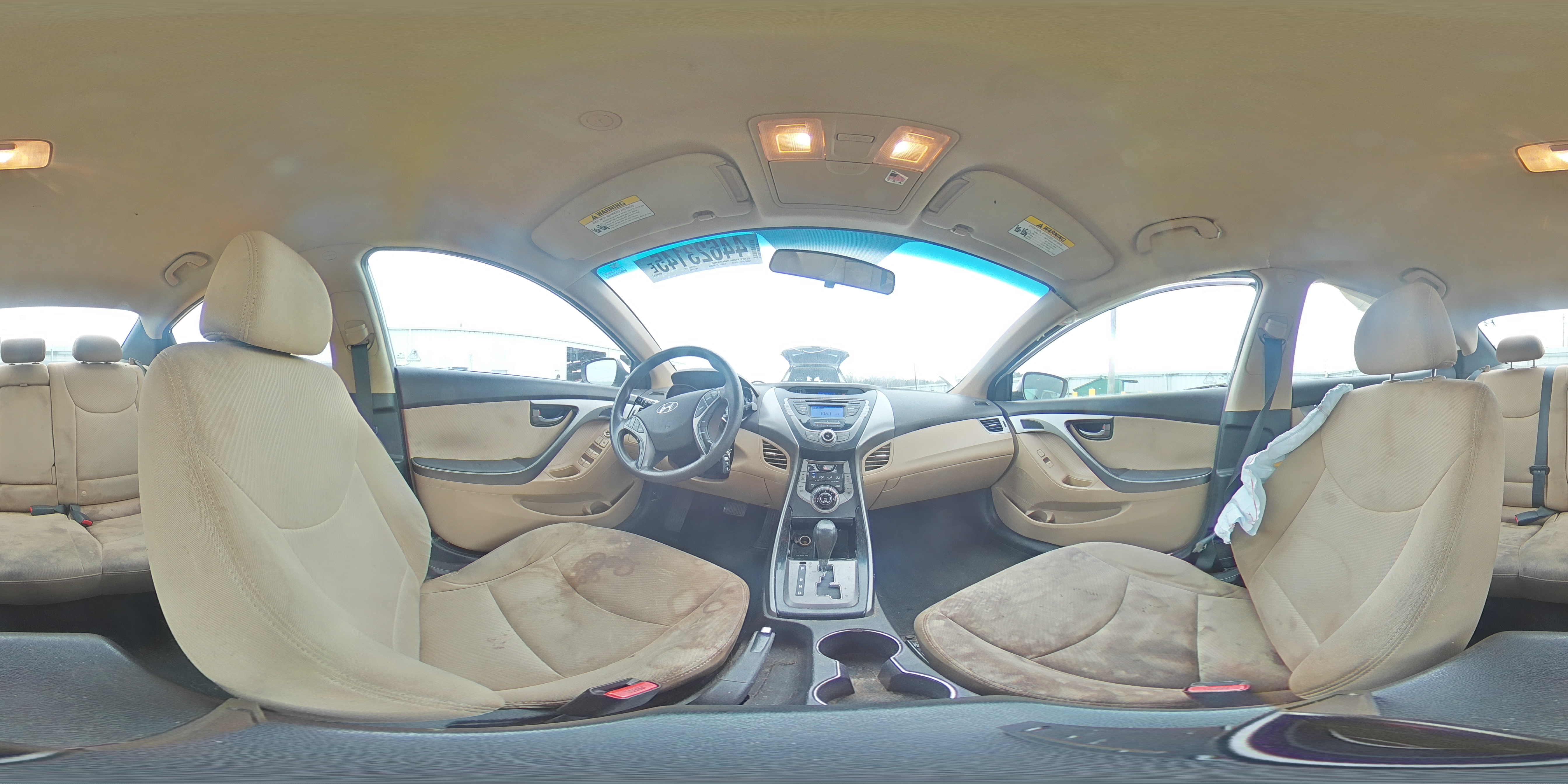 2013 Hyundai Elantra - Image 15
