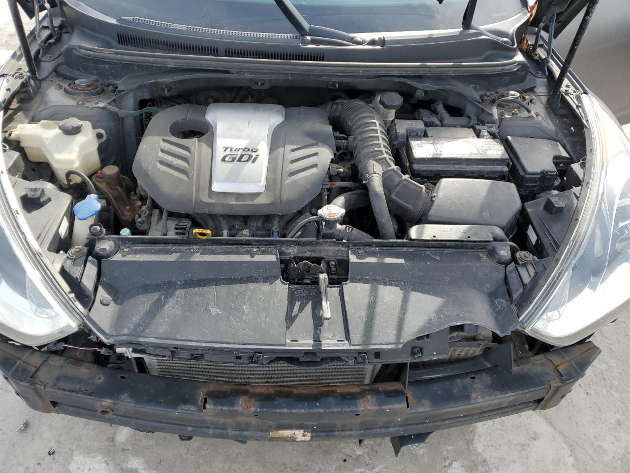2014 Hyundai Veloster - Image 11