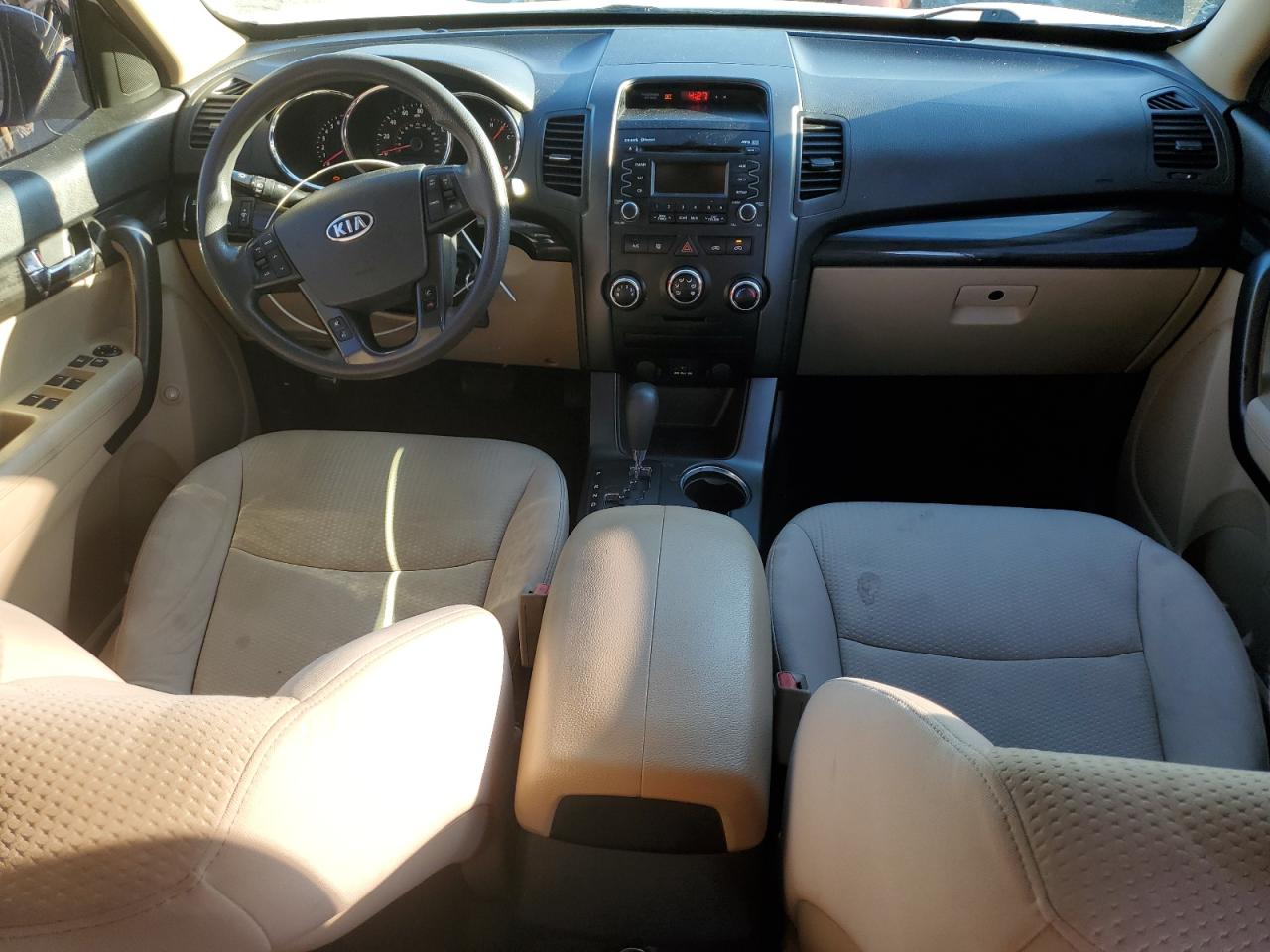 2011 Kia Sorento - Image 8