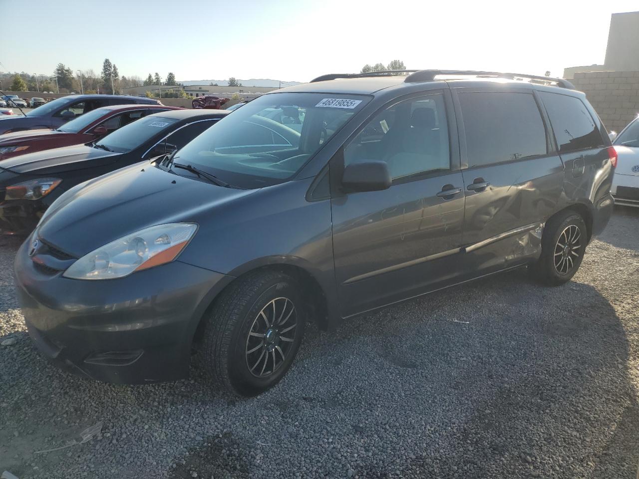 2007 Toyota Sienna - Image 1