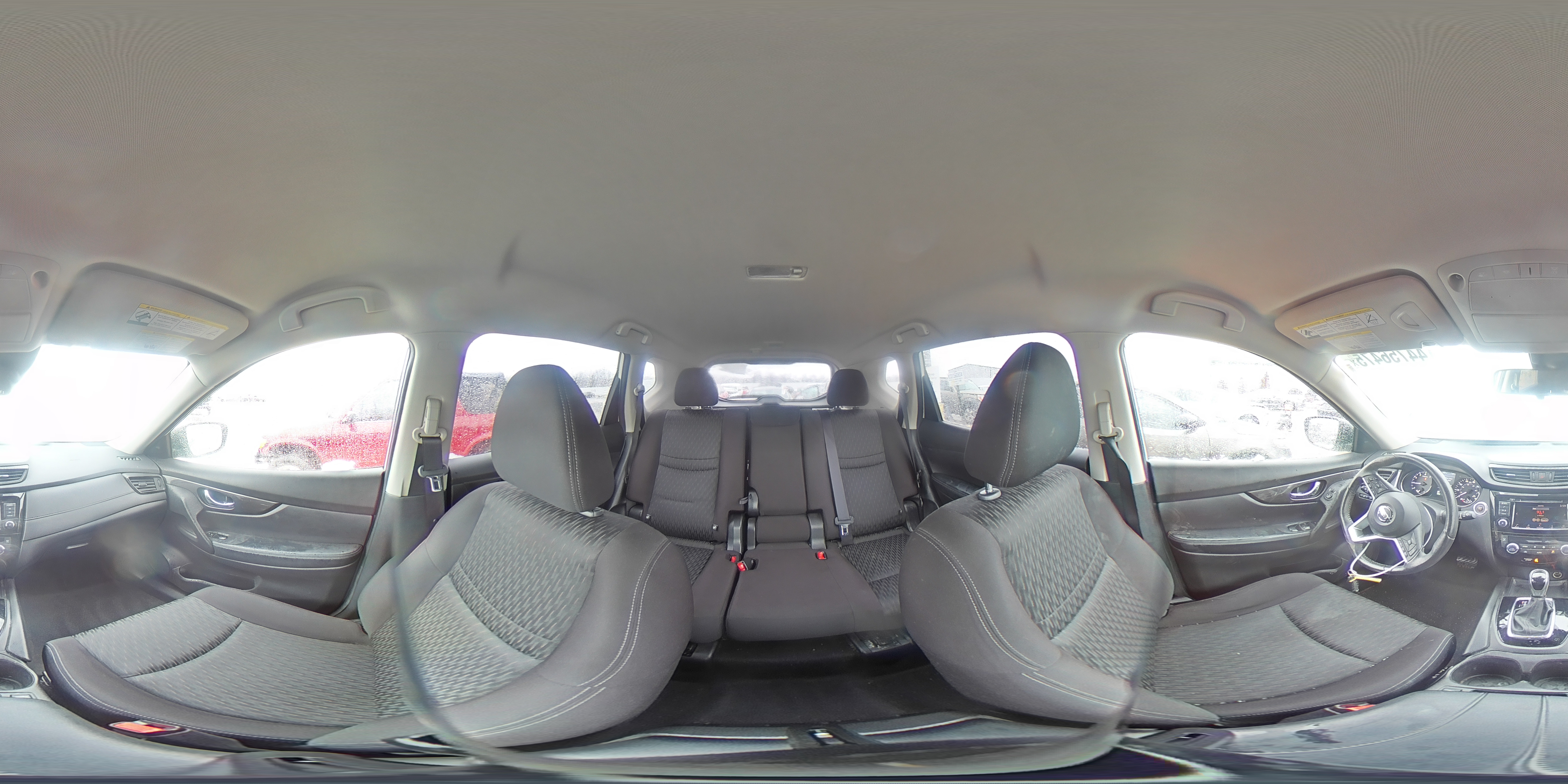 2019 Nissan Rogue - Image 16