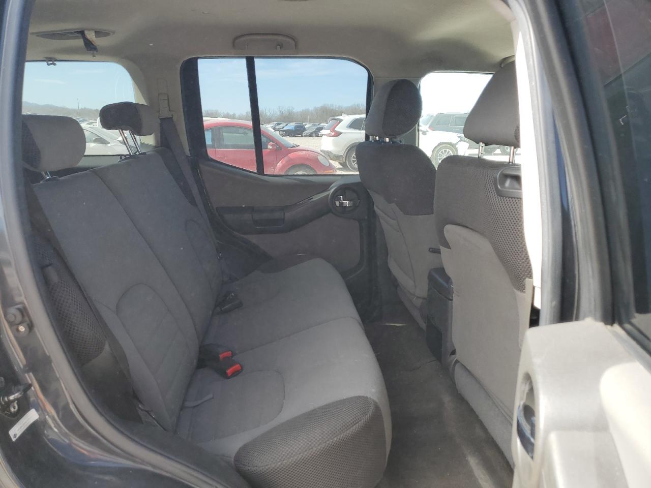 2006 Nissan XTerra - Image 12
