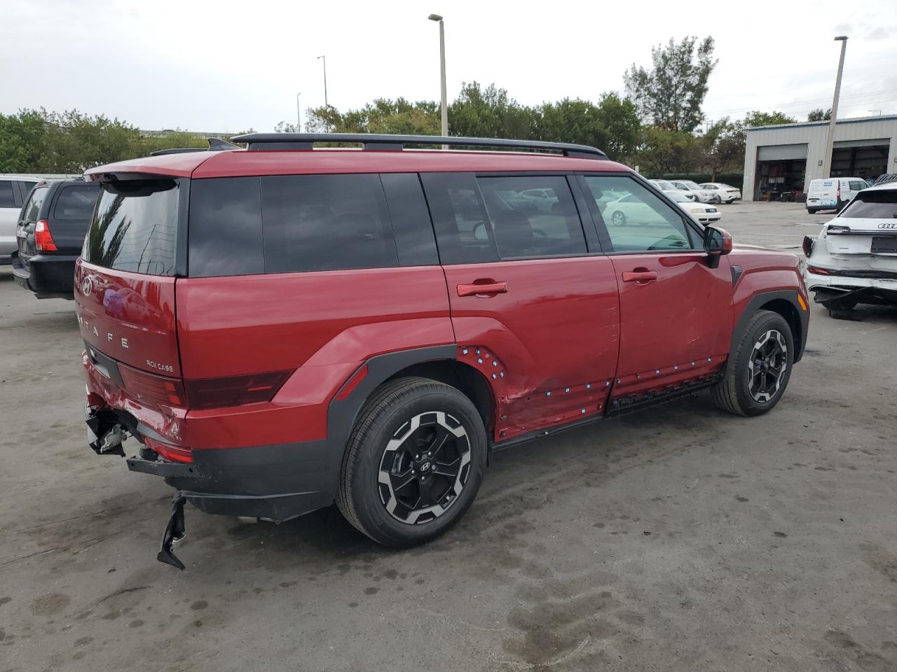 2024 Hyundai Santa Fe - Image 3