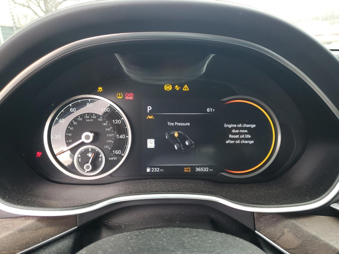 2022 Genesis G80 - Image 9