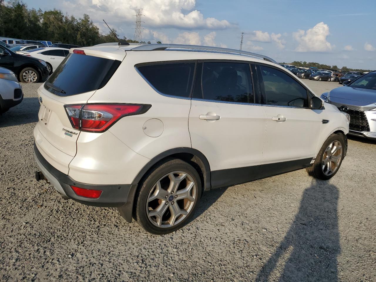 2017 Ford Escape - Image 3