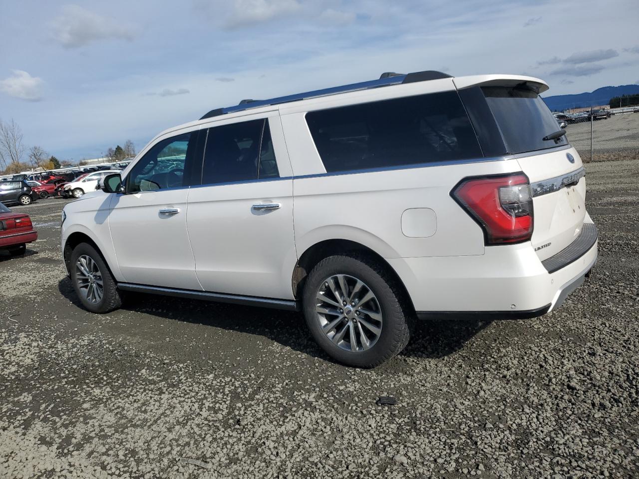 2018 Ford Expedition - Image 2