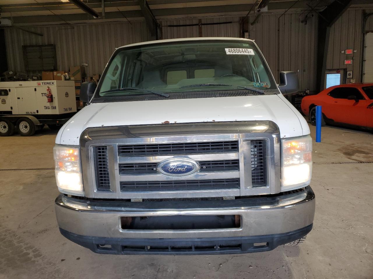 2010 Ford Econoline - Image 5