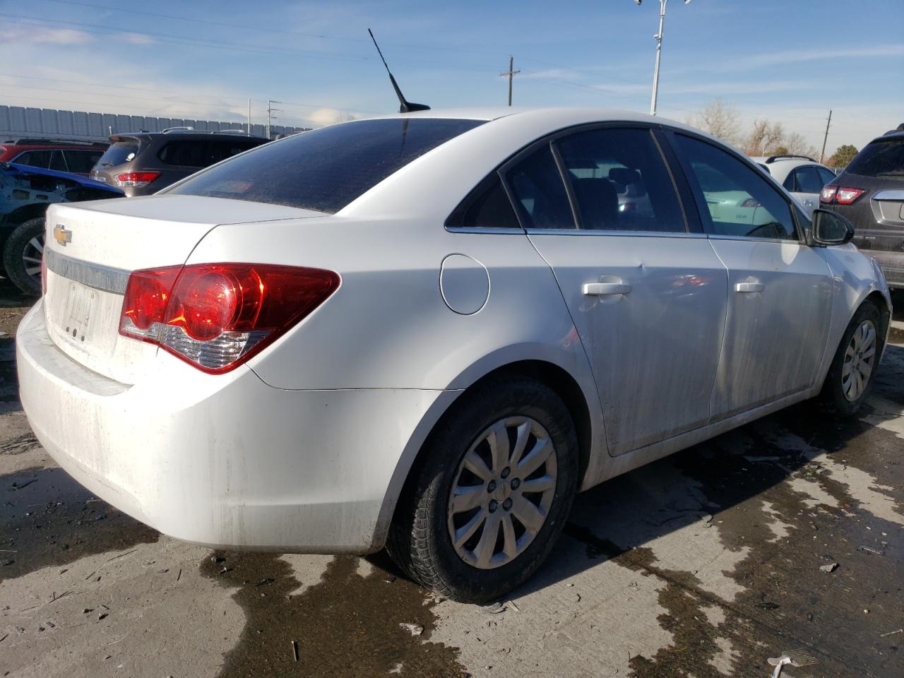 2011 Chevrolet Cruze - Image 3