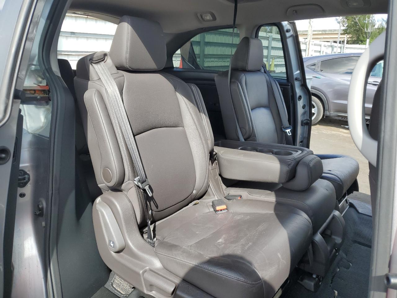 2022 Honda Odyssey - Image 11