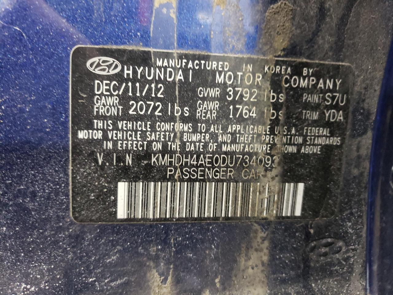 2013 Hyundai Elantra - Image 13