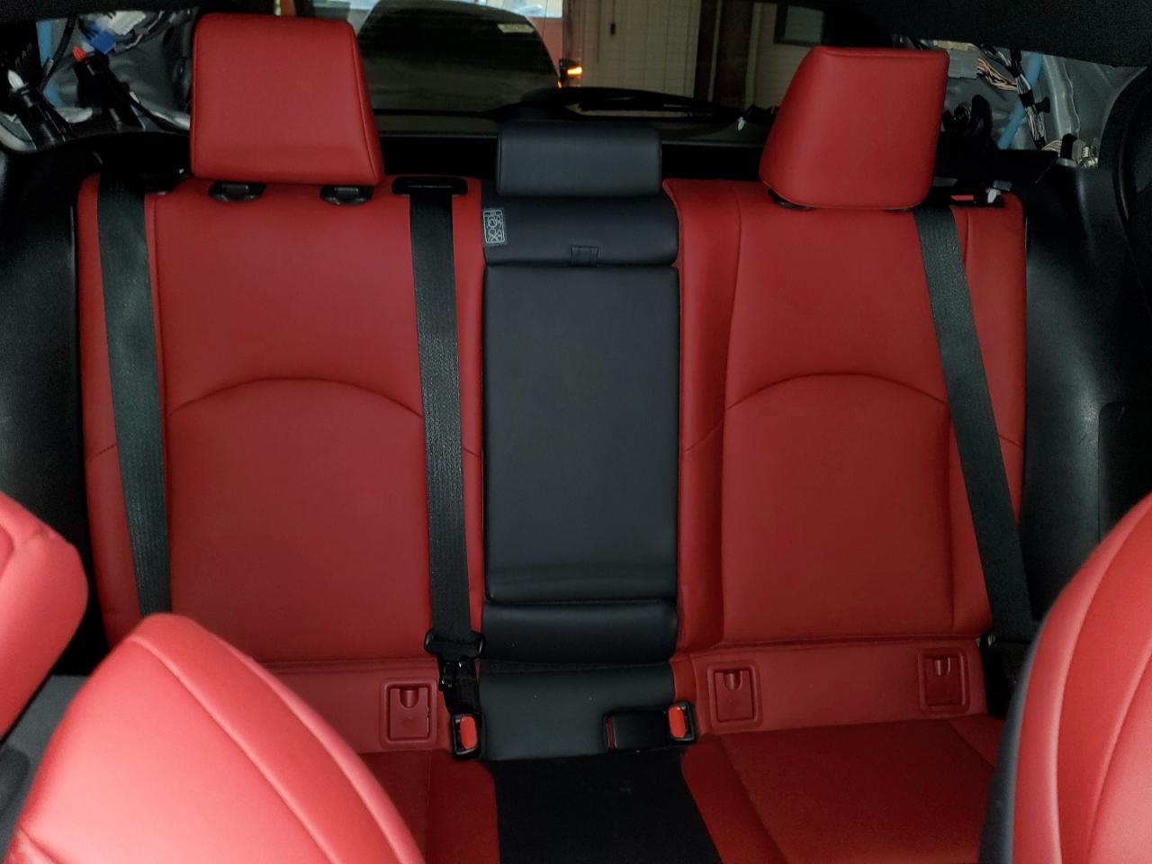 2019 Lexus UX - Image 10
