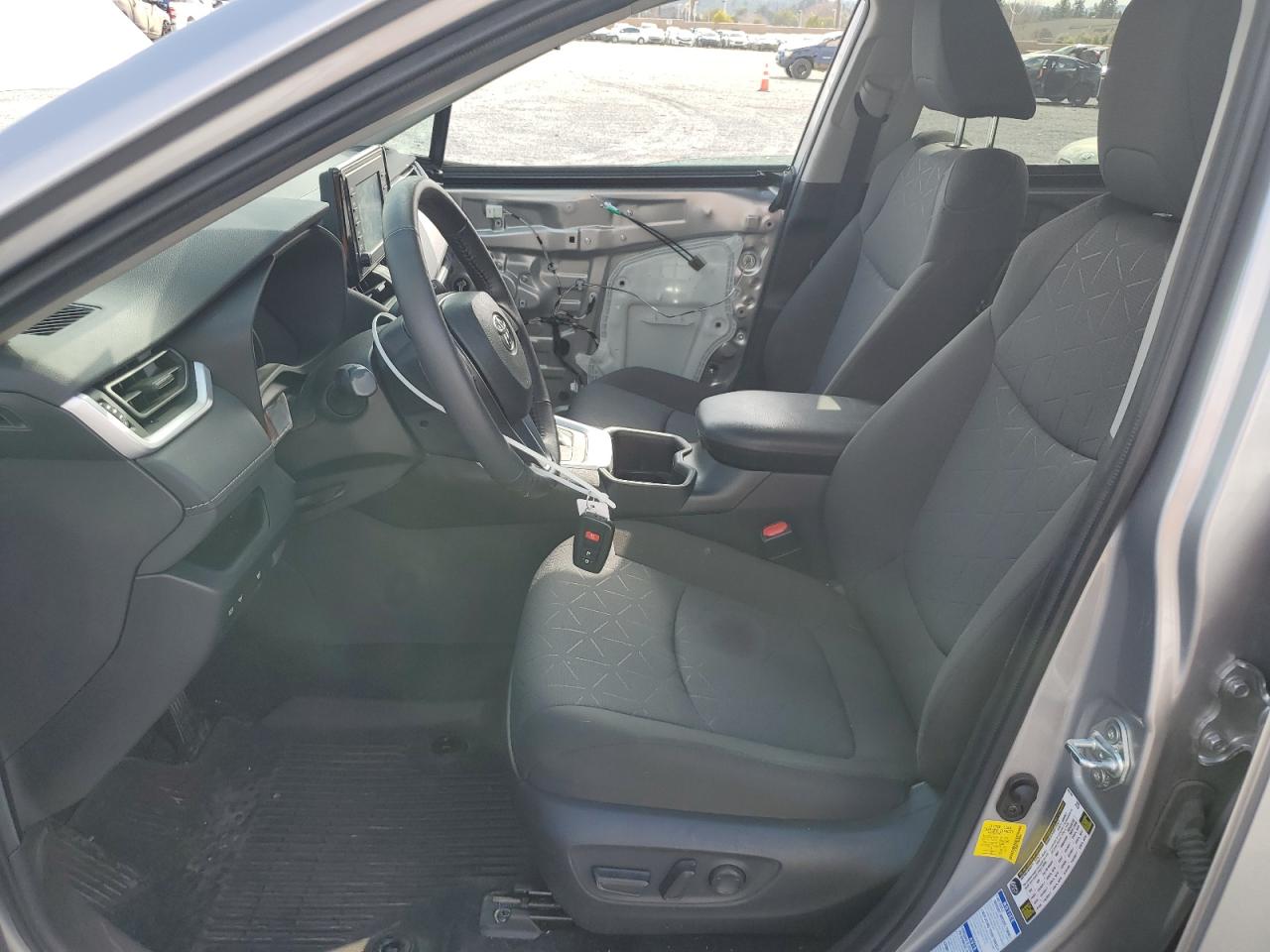 2022 Toyota RAV 4 - Image 7