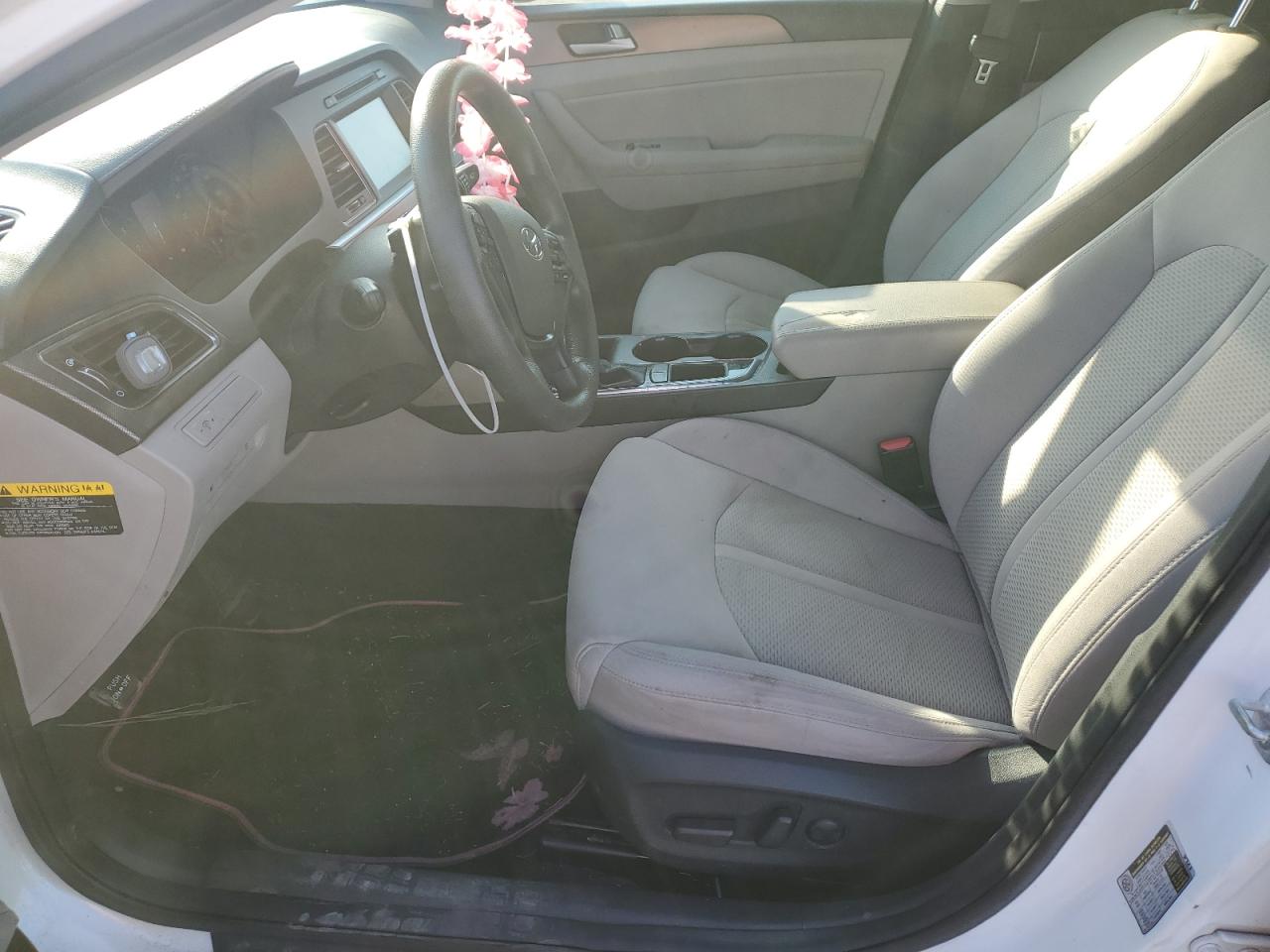 2016 Hyundai Sonata - Image 7