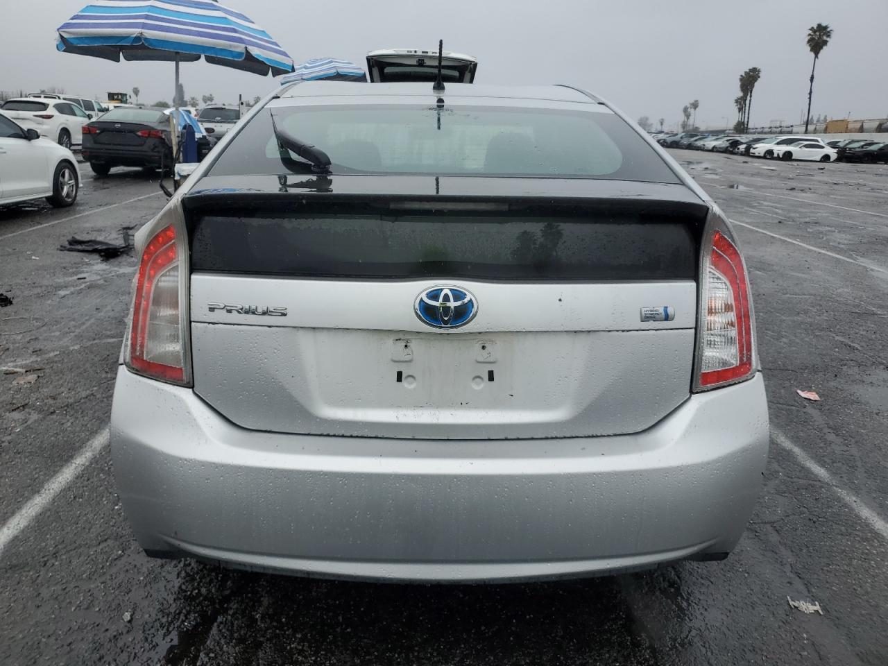 2014 Toyota Prius - Image 6