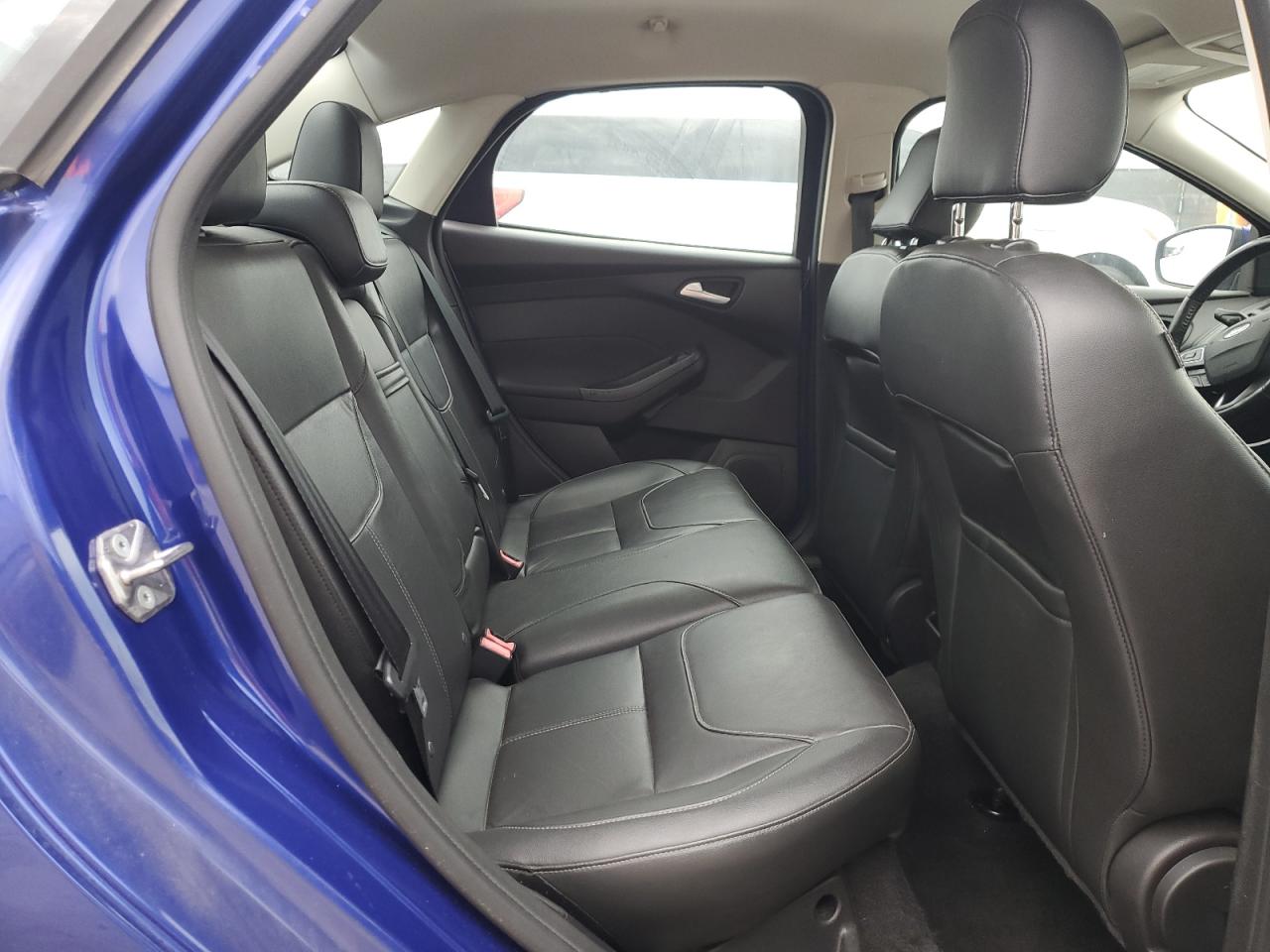 2015 Ford Focus - Image 10